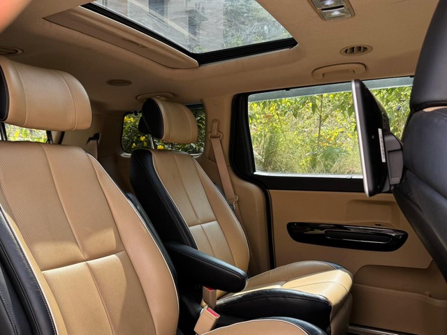 Second-hand 2020 Kia Carnival Limousine for sale in Hyderabad-5