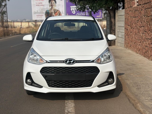 Hyundai i10 Sportz 1.1L Second-hand 2017 Hyundai i10 Sportz 1.1L for sale in Kolhapur-6