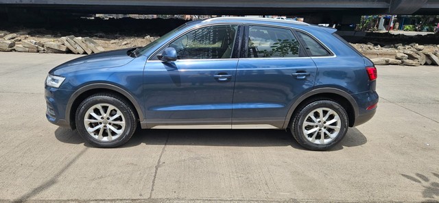 Second-hand 2017 Audi Q3 35 TDI Quattro Premium Plus for sale in Mumbai-3