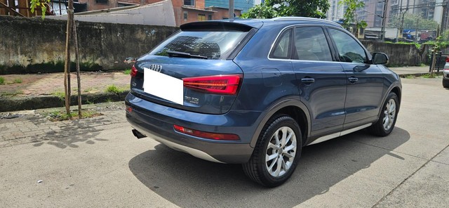 Second-hand 2017 Audi Q3 35 TDI Quattro Premium Plus for sale in Mumbai-7