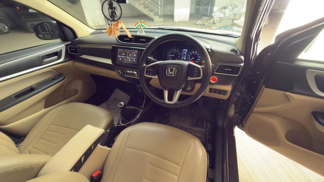 Second-hand 2023 Honda Amaze 2nd Gen VX BSVI for sale in Vadodara-8