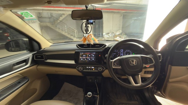 Second-hand 2023 Honda Amaze 2nd Gen VX BSVI for sale in Vadodara-6