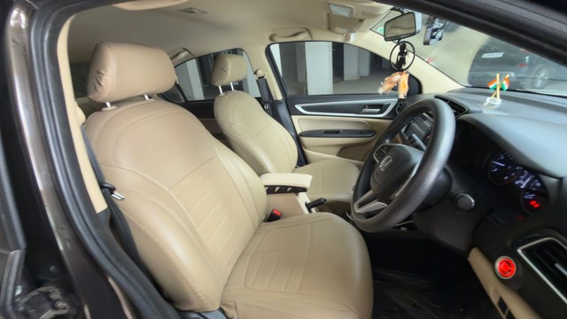 Second-hand 2023 Honda Amaze 2nd Gen VX BSVI for sale in Vadodara-3