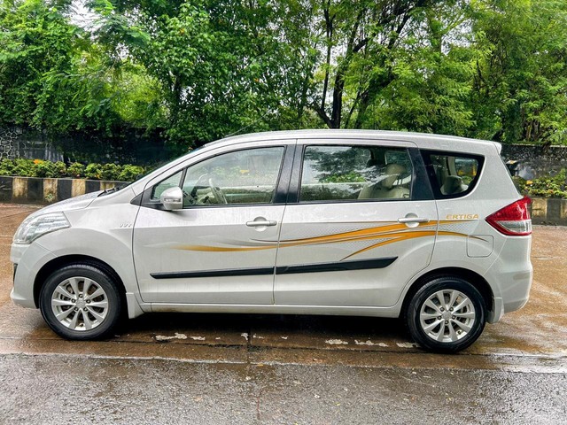 Second-hand 2013 Maruti Ertiga ZXI for sale in Mumbai-4