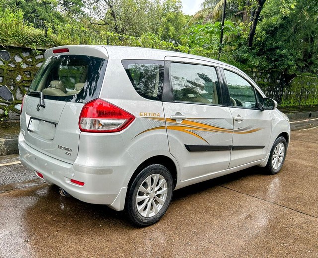 Second-hand 2013 Maruti Ertiga ZXI for sale in Mumbai-2