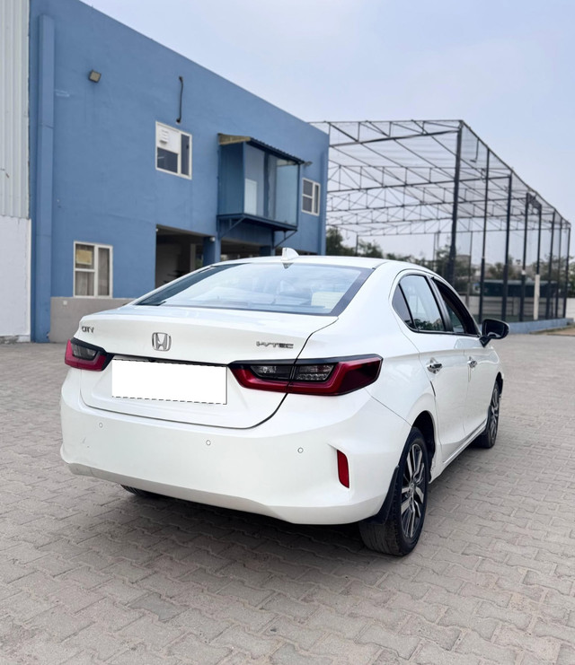 Second-hand 2023 Honda City ZX CVT for sale in Jaipur-9