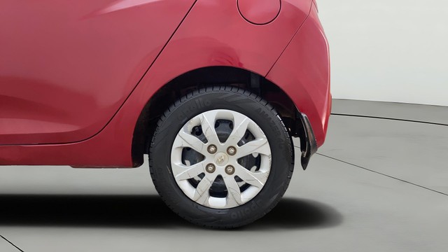 Second-hand 2016 Hyundai EON Sportz for sale in Hyderabad-26