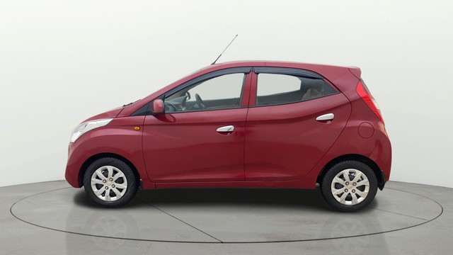 Second-hand 2016 Hyundai EON Sportz for sale in Hyderabad-5