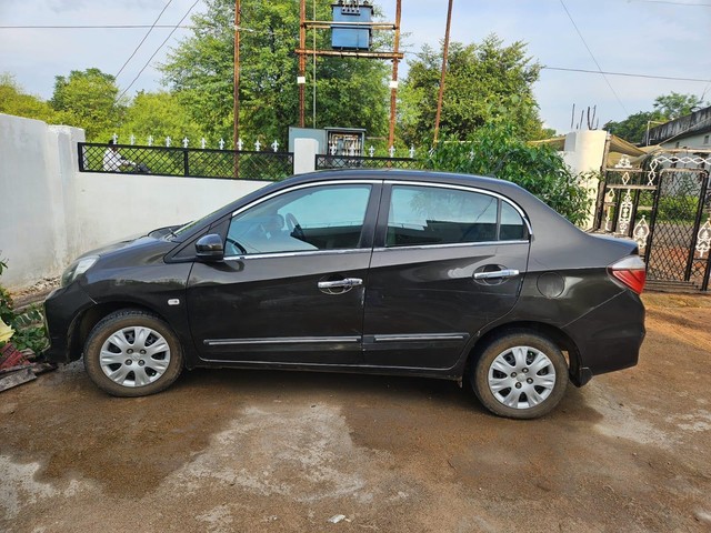 Second-hand 2017 Honda Amaze S Option i-VTEC for sale in Nagpur-8