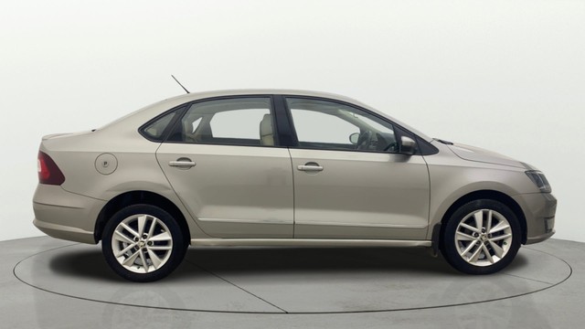 Second-hand 2019 Skoda Rapid 1.6 MPI Style BSIV for sale in Bangalore-1