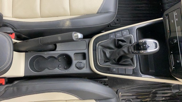 Second-hand 2022 Skoda Slavia 1.5 TSI Style BSVI for sale in Ahmedabad-23