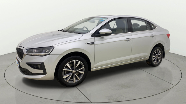 Second-hand 2022 Skoda Slavia 1.5 TSI Style BSVI for sale in Ahmedabad-18