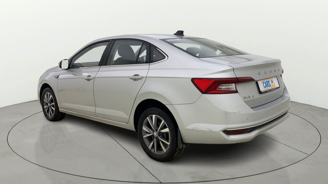 Second-hand 2022 Skoda Slavia 1.5 TSI Style BSVI for sale in Ahmedabad-16