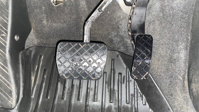 Second-hand 2022 Skoda Slavia 1.5 TSI Style BSVI for sale in Ahmedabad-25