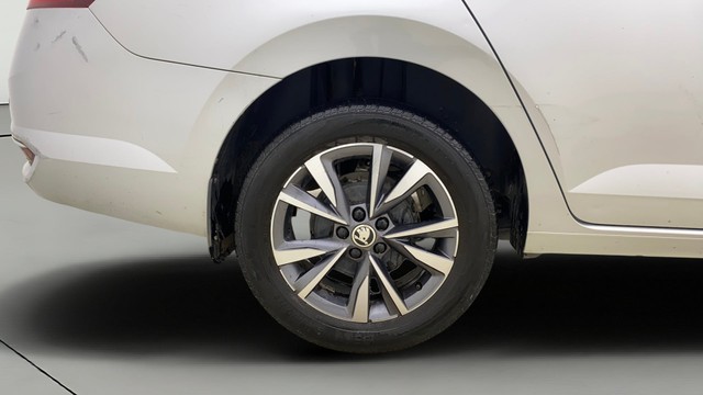 Second-hand 2022 Skoda Slavia 1.5 TSI Style BSVI for sale in Ahmedabad-28