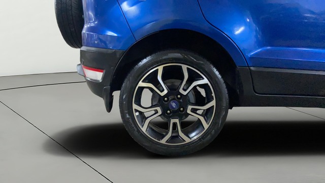 Second-hand 2019 Ford Ecosport Signature Edition Petrol BSIV for sale in Surat-25