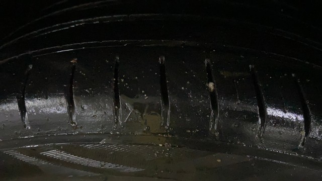 Second-hand 2019 Ford Ecosport Signature Edition Petrol BSIV for sale in Surat-32