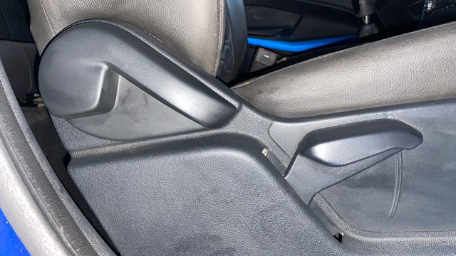 Second-hand 2019 Ford Ecosport Signature Edition Petrol BSIV for sale in Surat-18