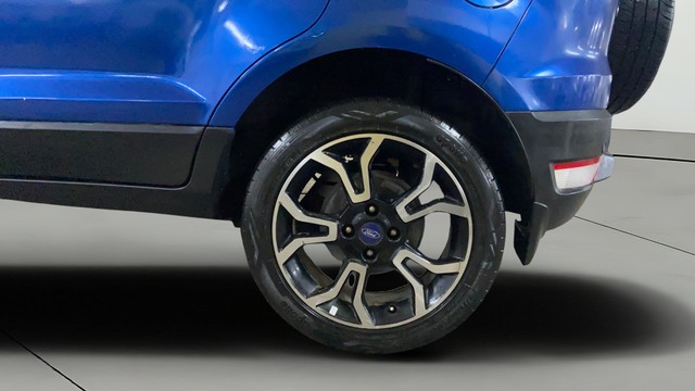 Second-hand 2019 Ford Ecosport Signature Edition Petrol BSIV for sale in Surat-27