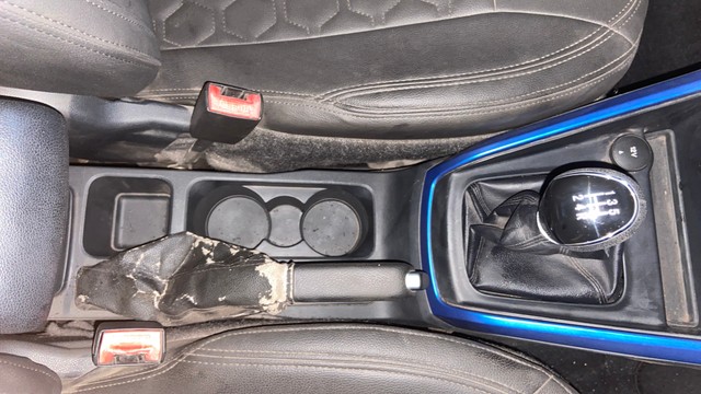 Second-hand 2019 Ford Ecosport Signature Edition Petrol BSIV for sale in Surat-13