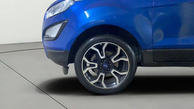 Second-hand 2019 Ford Ecosport Signature Edition Petrol BSIV for sale in Surat-26