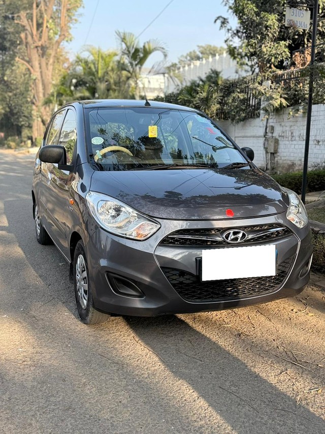 Second-hand 2013 Hyundai i10 Era for sale in Yamuna Nagar-24