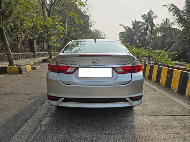 Second-hand 2018 Honda City i-VTEC ZX for sale in Mumbai-2