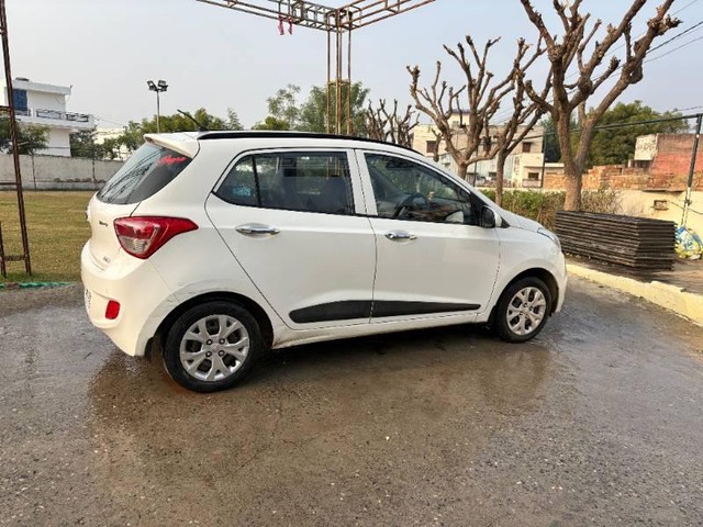 Second-hand 2014 Hyundai Grand i10 Sportz for sale in Nagaur-3
