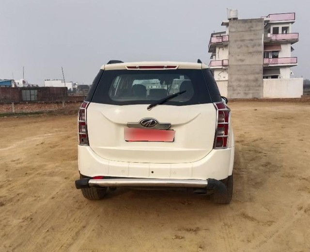 Mahindra XUV500 W8 FWD Second-hand 2013 Mahindra XUV500 W8 FWD for sale in Basti-2