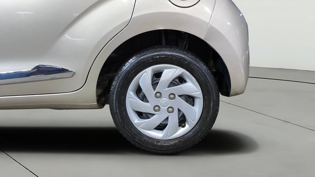 Second-hand 2022 Hyundai Santro Sportz for sale in Kolkata-26