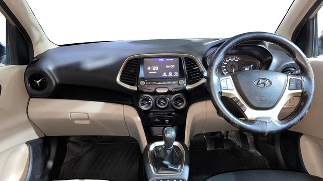 Second-hand 2022 Hyundai Santro Sportz for sale in Kolkata-10