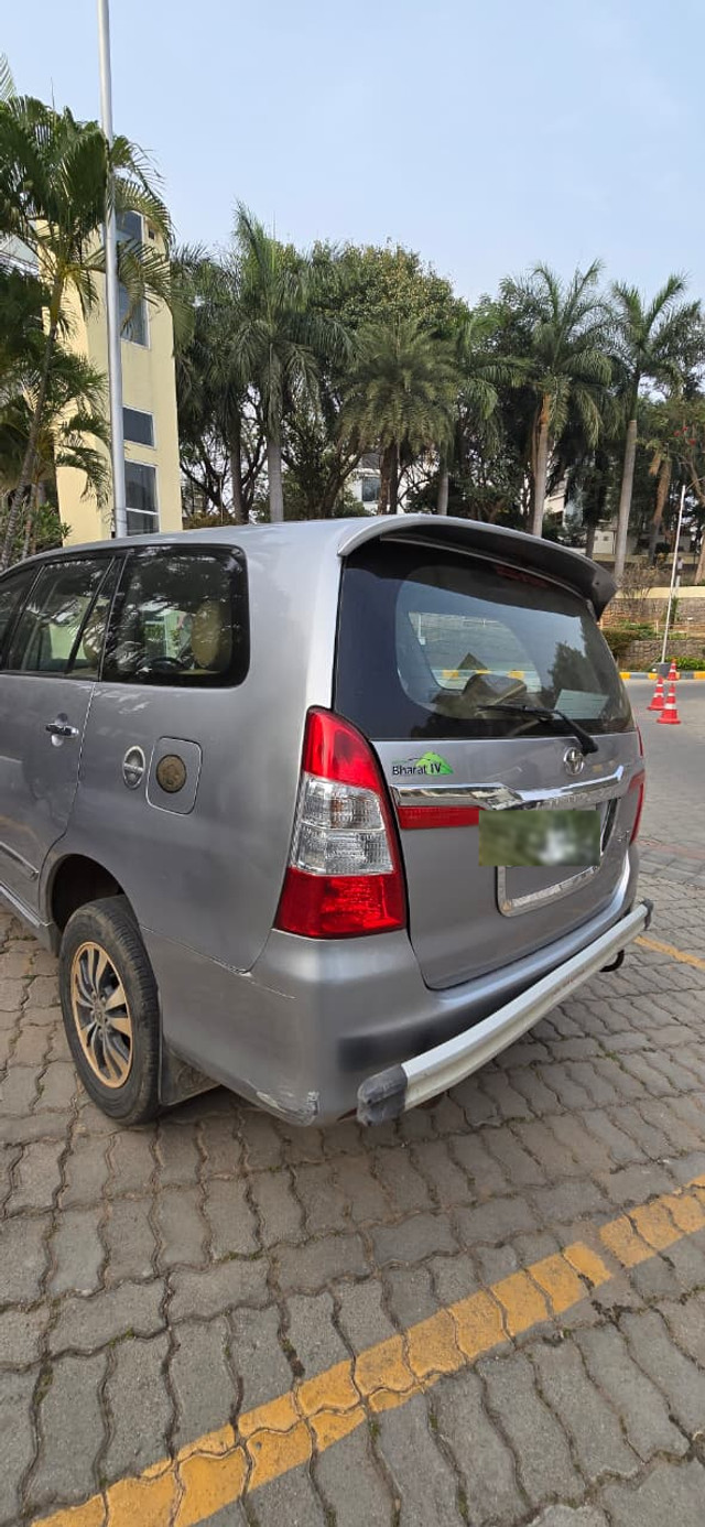 Second-hand 2015 Toyota Innova 2.5 VX (Diesel) 7 Seater BS IV for sale in Hyderabad-5