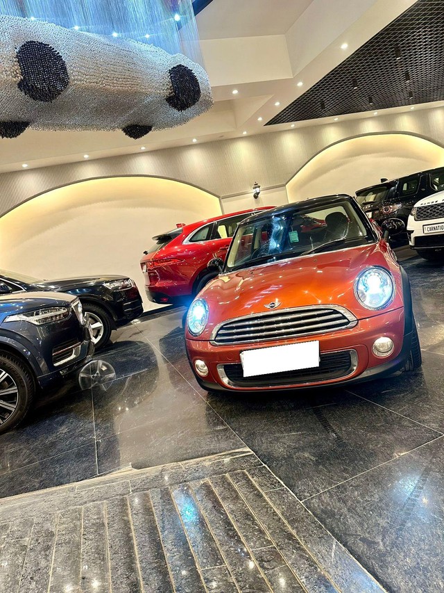 Second-hand 2014 Mini Cooper S for sale in New Delhi-17