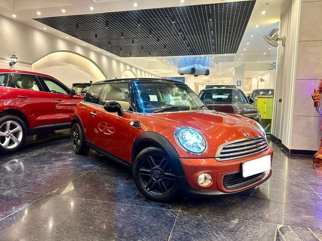 Second-hand 2014 Mini Cooper S for sale in New Delhi-11