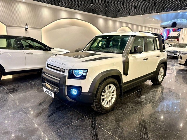 Second-hand 2021 Land Rover Defender 110 for sale in New Delhi-3