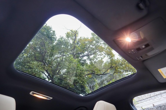 Second-hand 2019 Mercedes-Benz CLA Urban Sport 200d for sale in New Delhi-20