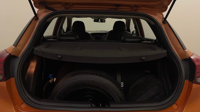 Second-hand 2018 Hyundai Grand i10 Asta AT CNG for sale in Bangalore-9