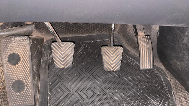 Second-hand 2018 Hyundai Grand i10 Asta AT CNG for sale in Bangalore-14