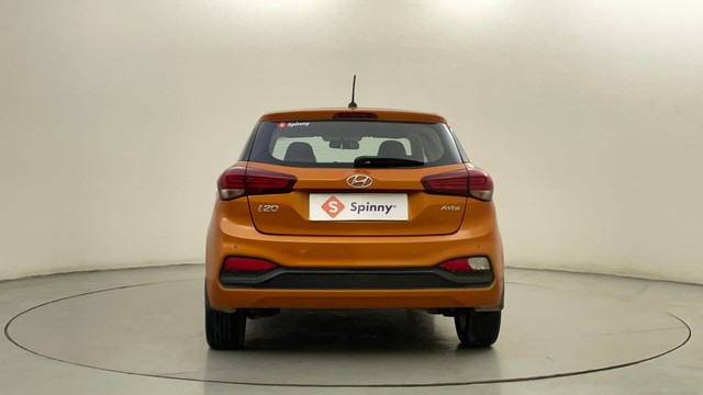 Second-hand 2018 Hyundai Grand i10 Asta AT CNG for sale in Bangalore-4