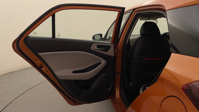 Second-hand 2018 Hyundai Grand i10 Asta AT CNG for sale in Bangalore-27