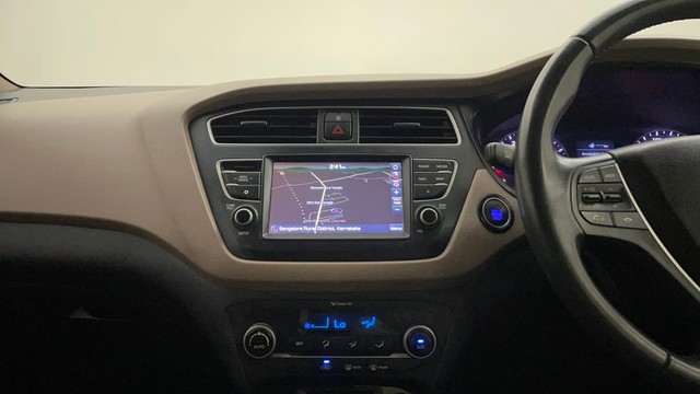 Second-hand 2018 Hyundai Grand i10 Asta AT CNG for sale in Bangalore-28