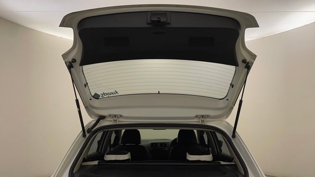 Second-hand 2015 Volkswagen Polo Petrol Comfortline 1.2L for sale in Mysore-30