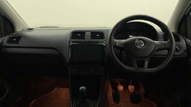 Second-hand 2015 Volkswagen Polo Petrol Comfortline 1.2L for sale in Mysore-11