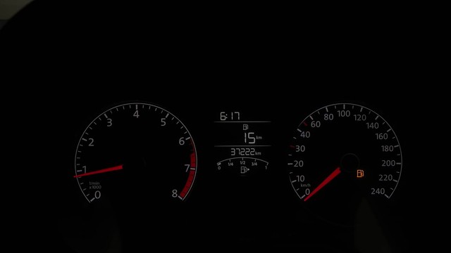 Second-hand 2015 Volkswagen Polo Petrol Comfortline 1.2L for sale in Mysore-13