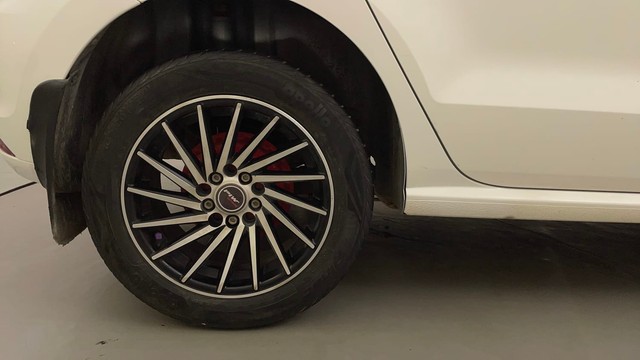 Second-hand 2015 Volkswagen Polo Petrol Comfortline 1.2L for sale in Mysore-18