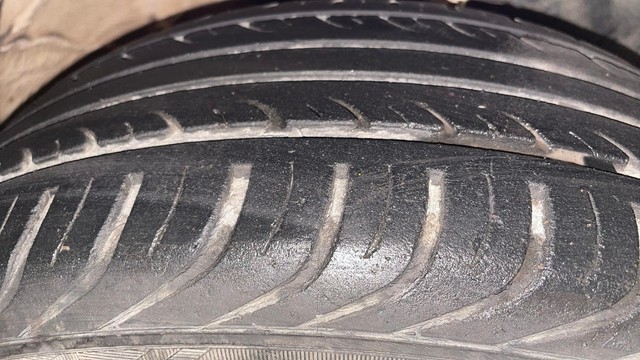 Second-hand 2015 Volkswagen Polo Petrol Comfortline 1.2L for sale in Mysore-39