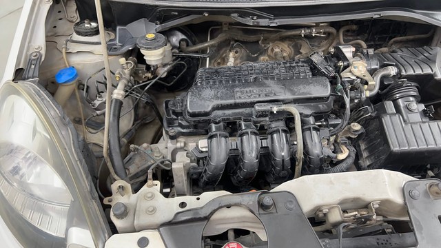 Second-hand 2015 Honda Amaze S i-VTEC for sale in Pune-38