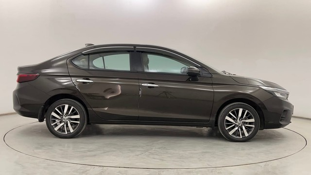 Second-hand 2022 Honda City ZX MT for sale in Pune-2