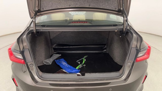 Second-hand 2022 Honda City ZX MT for sale in Pune-9