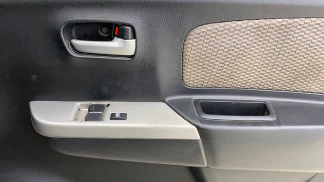 Second-hand 2013 Maruti Wagon R LXI CNG for sale in Navi Mumbai-17